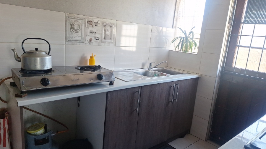 3 Bedroom Property for Sale in Lentegeur Western Cape